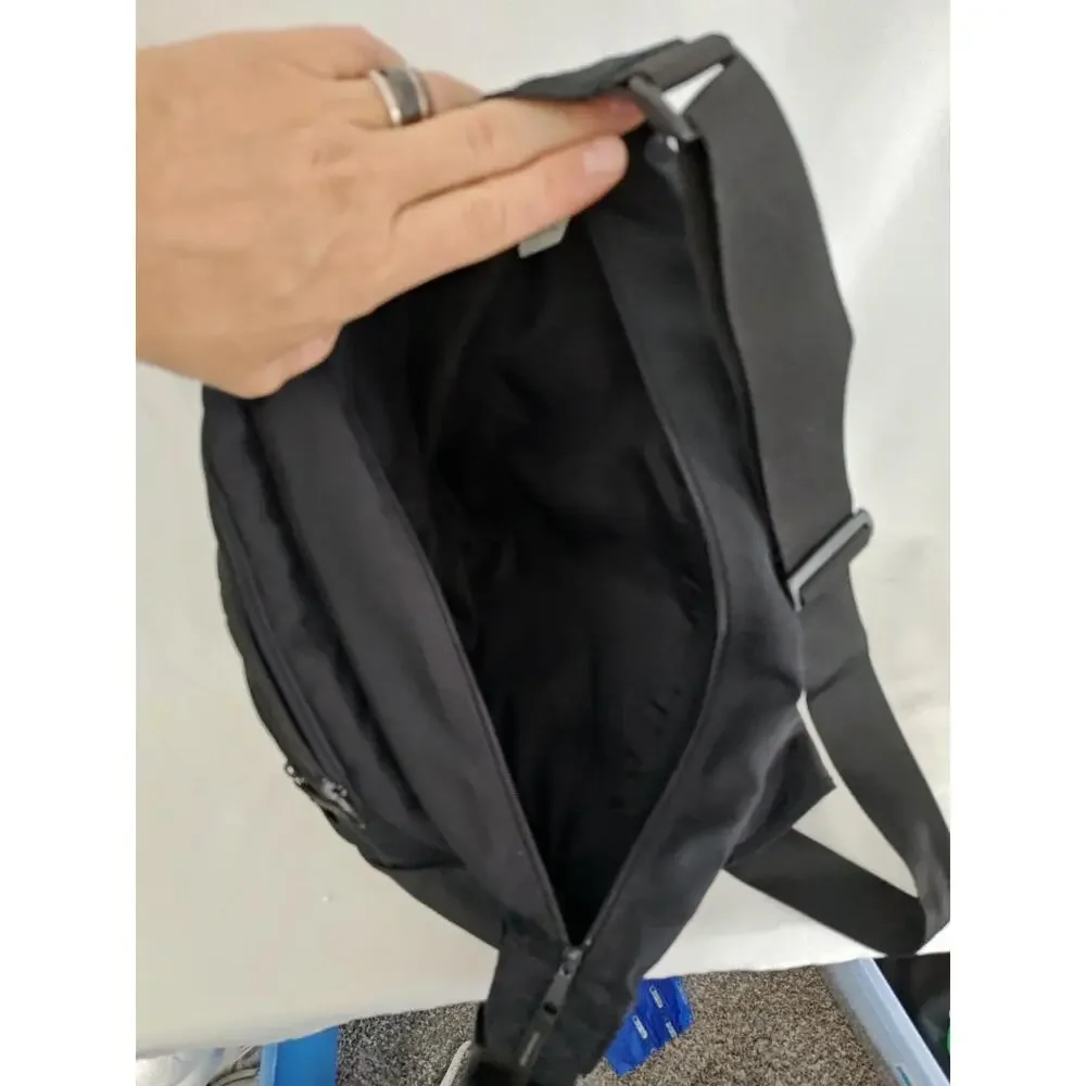 Eddie Bauer Travel Gear Messenger Bag Black Adjustable Strap Multi-Pocket‎